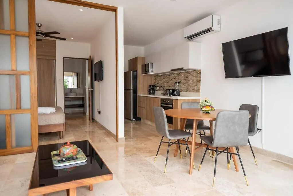 Beautiful Apt In Top Location! Ipana Playa del Carmen