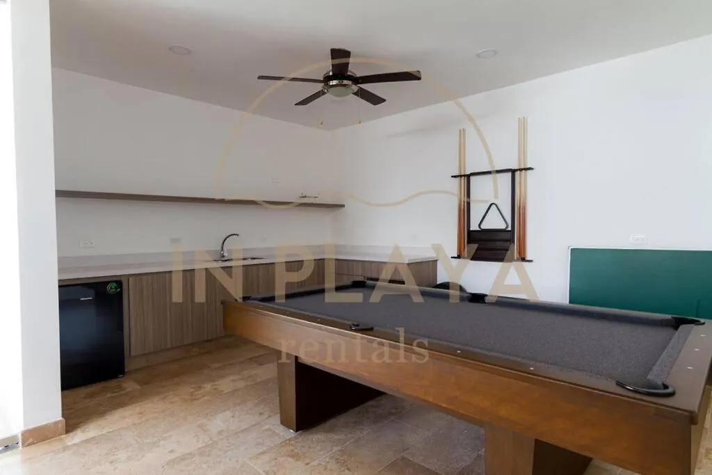 Beautiful Apt In Top Location! Ipana Playa del Carmen Apartment