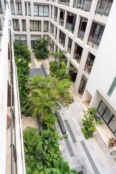 Beautiful Apt In Top Location! Ipana Playa del Carmen Apartment